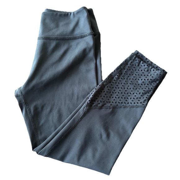 Beyond Yoga Pants - Beyond Yoga Women’s‎ Small Black Perfect Angles Perforated Ankle Leggings